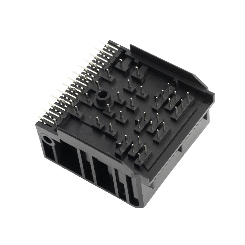 ISO36 Pin Horizontal Socket With Fuse