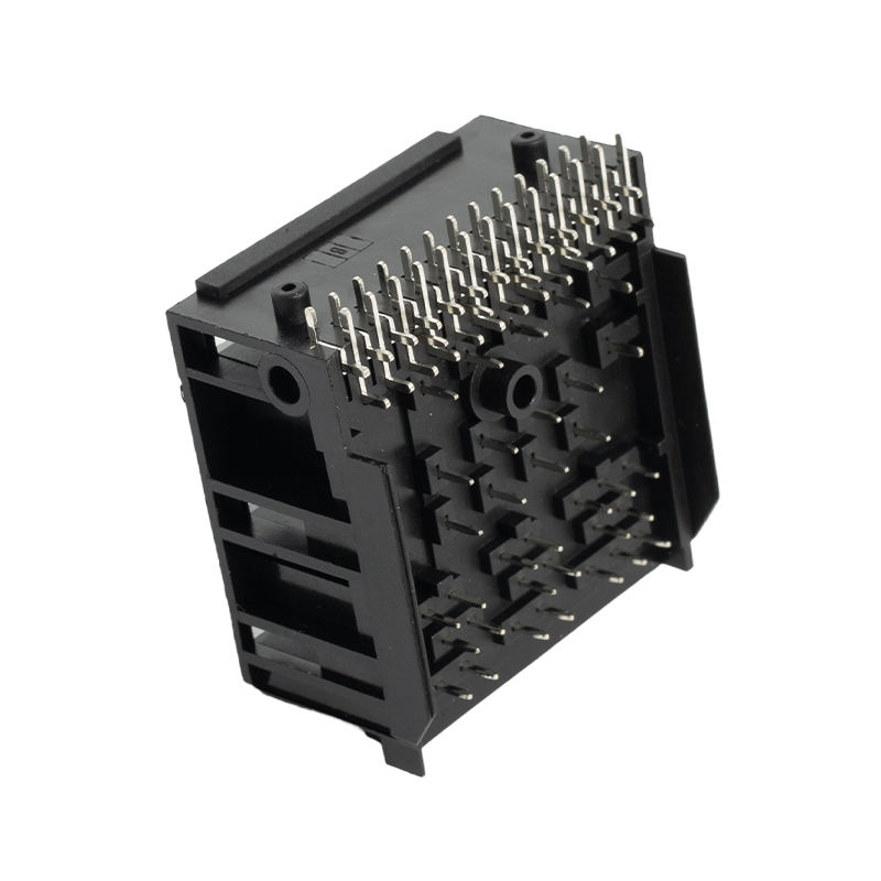 ISO36 Pin Horizontal Socket With Fuse