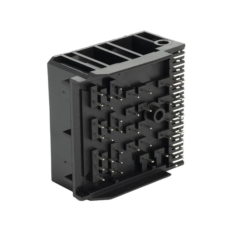 ISO36 Pin Horizontal Socket With Fuse